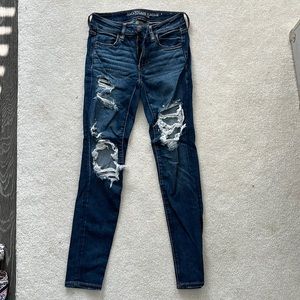 American Eagle Super Stretch distressed Skinny jeans